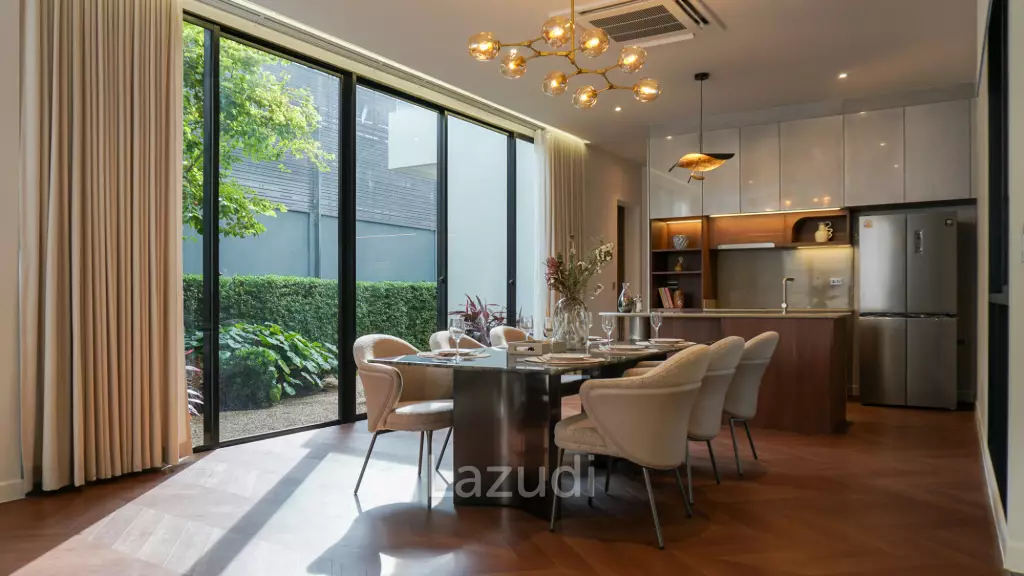 4 Beds 6 Baths 344 SQ.M BuGaan Krungthep Kreetha