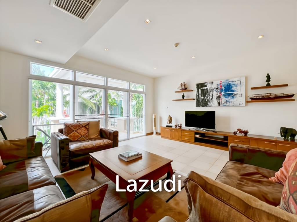 Spacious 2 Bedroom Freehold Condo in Cha-Am Blue Lagoon