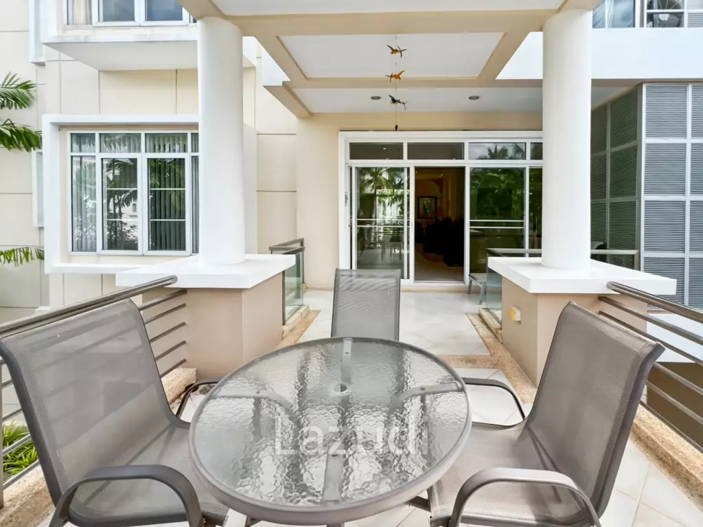 Spacious 2 Bedroom Freehold Condo in Cha-Am Blue Lagoon