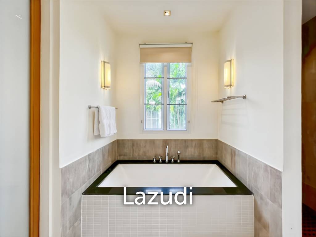 Spacious 2 Bedroom Freehold Condo in Cha-Am Blue Lagoon