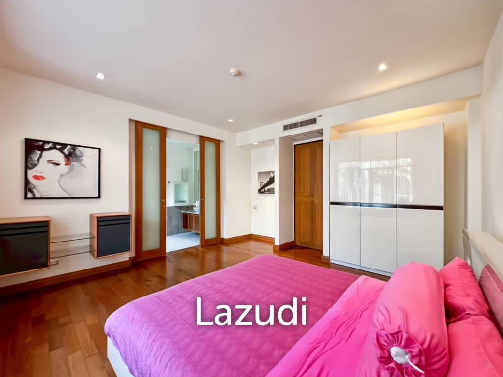 Spacious 2 Bedroom Freehold Condo in Cha-Am Blue Lagoon