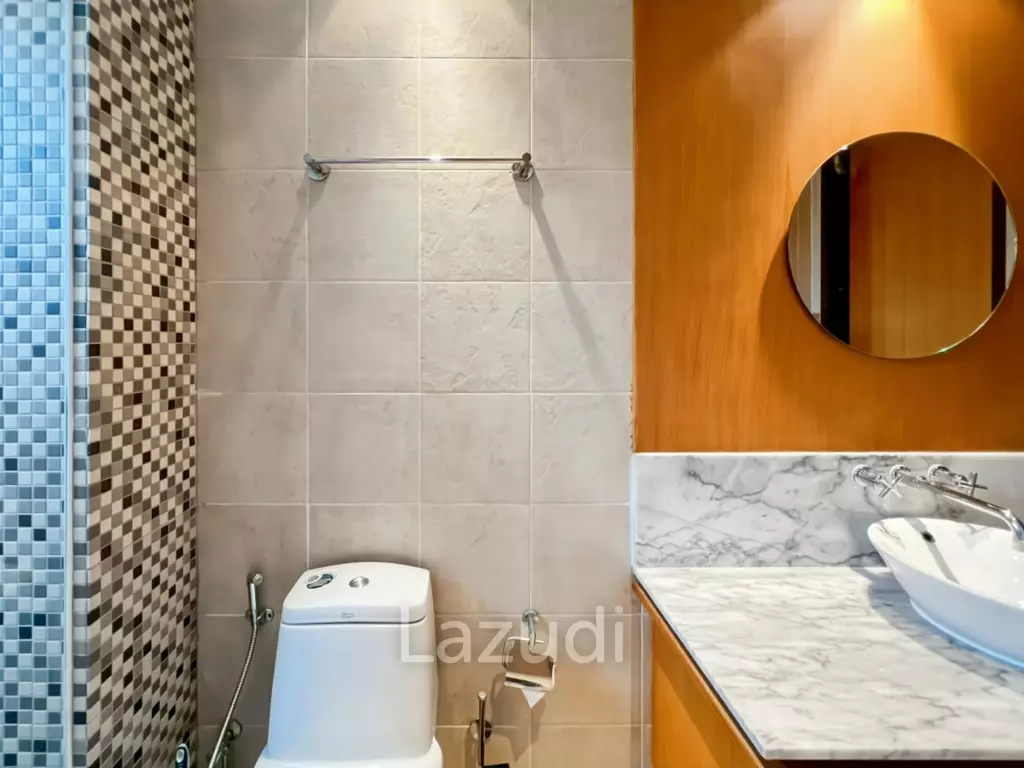 Spacious 2 Bedroom Freehold Condo in Cha-Am Blue Lagoon
