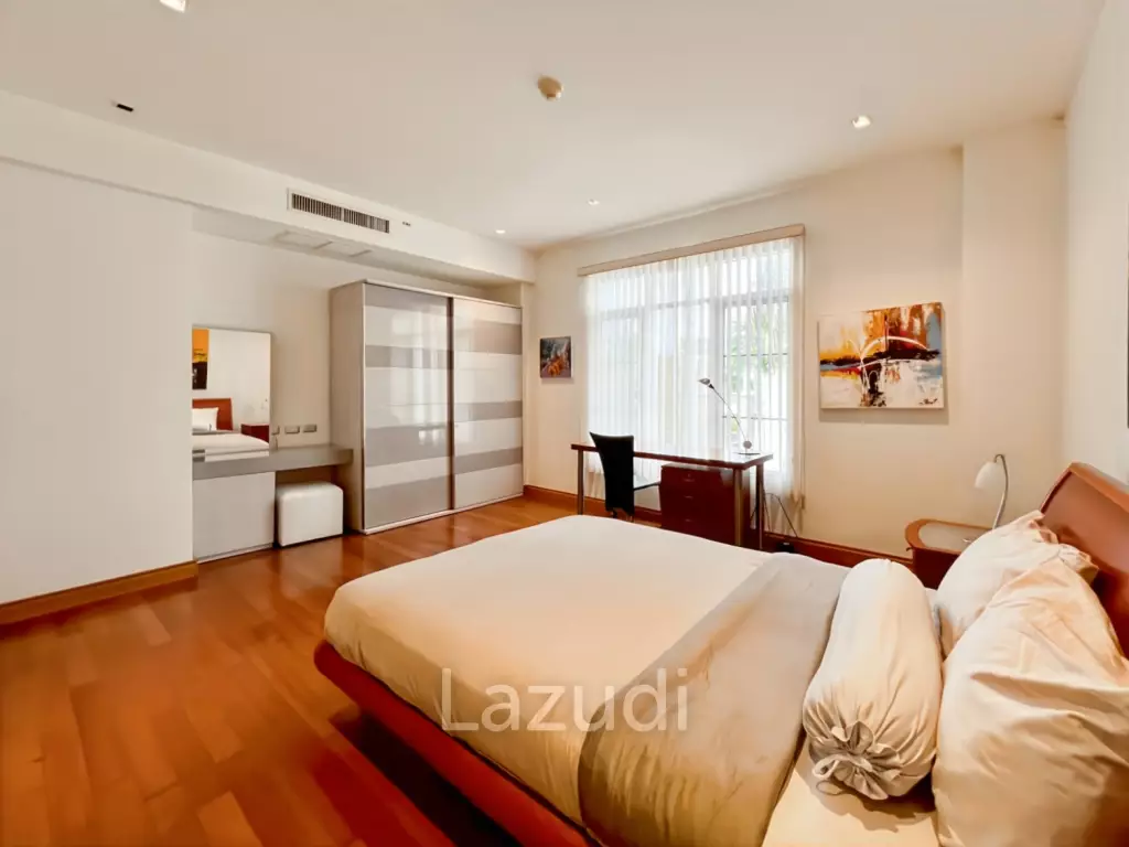 Spacious 2 Bedroom Freehold Condo in Cha-Am Blue Lagoon