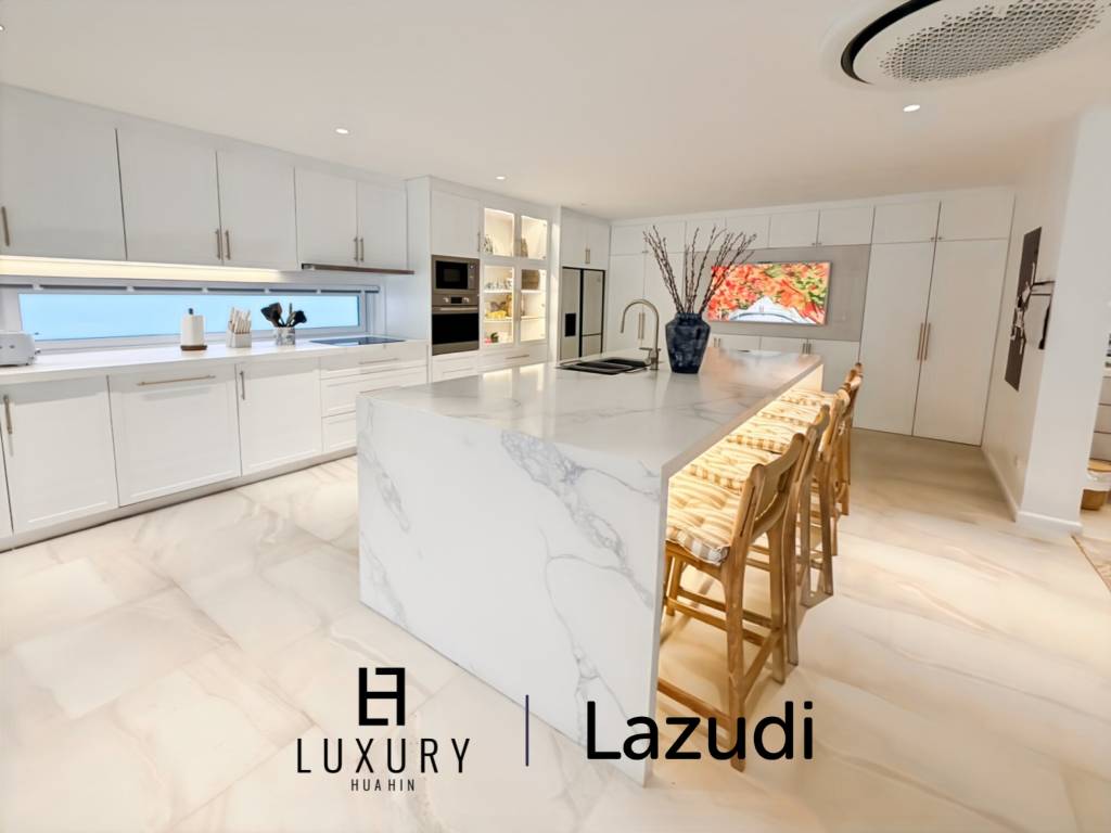 Stunning Luxury 2-Storey Pool Villa - Ultimate Modern Living