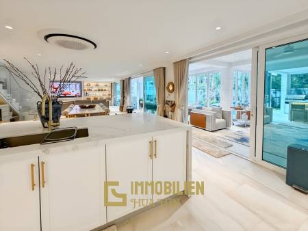 Brandneu / 4 Schlafzimmer / 10 m x 5 m Pool