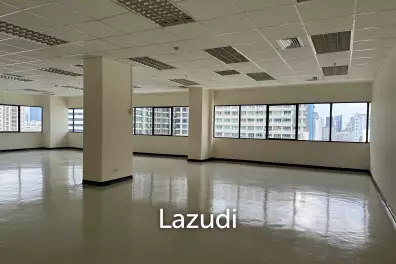 Modern Office Space in BB Building Asoke Bangkok