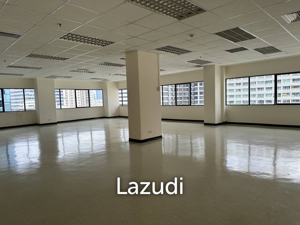 Modern Office Space in BB Building Asoke Bangkok