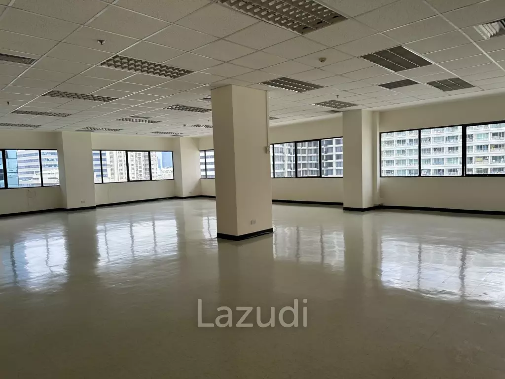 Modern Office Space in BB Building Asoke Bangkok