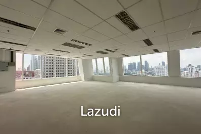 Spacious Office Space in Interchange 21 Bangkok