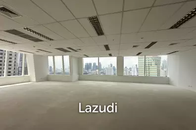 Spacious Office Space in Interchange 21 Bangkok