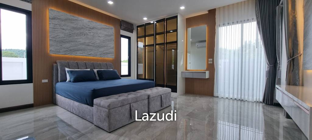 3 Bed 4 Bath 165 SQ.M. Bangsaray Pool Villa