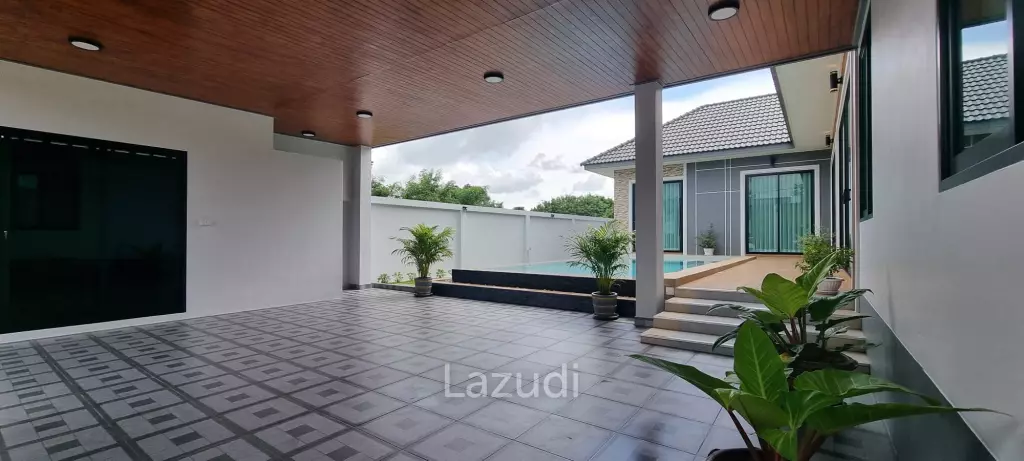 3 Bed 4 Bath 165 SQ.M. Bangsaray Pool Villa