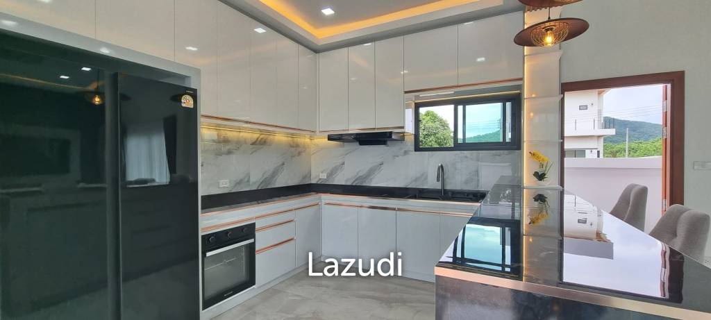 3 Bed 4 Bath 165 SQ.M. Bangsaray Pool Villa