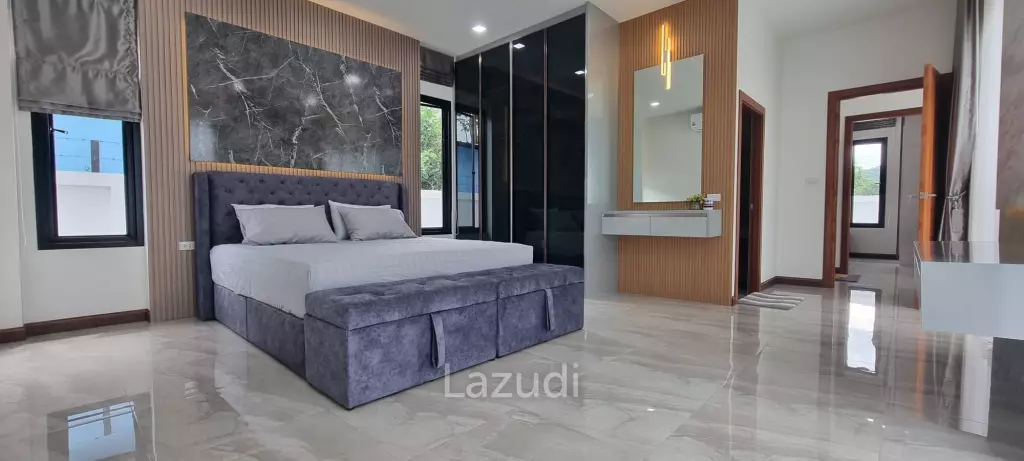 3 Bed 4 Bath 165 SQ.M. Bangsaray Pool Villa