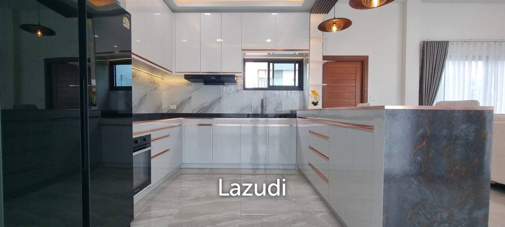 3 Bed 4 Bath 165 SQ.M. Bangsaray Pool Villa