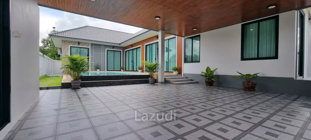 3 Bed 4 Bath 165 SQ.M. Bangsaray Pool Villa