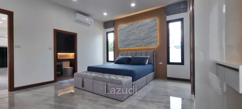 3 Bed 4 Bath 165 SQ.M. Bangsaray Pool Villa