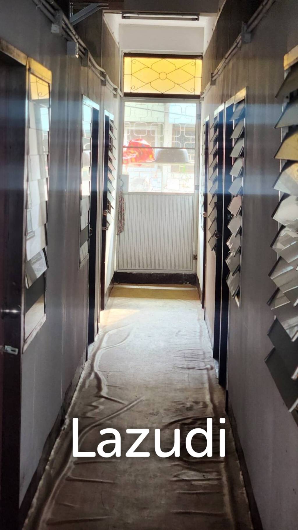 Multi-purpose Townhouse in Thung Wat Don Sathon