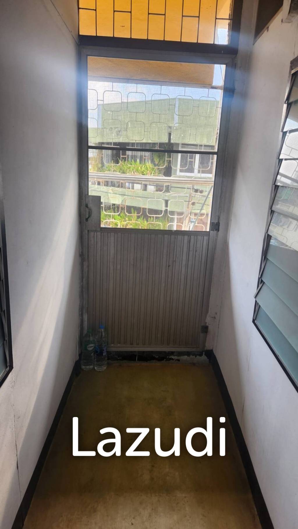Multi-purpose Townhouse in Thung Wat Don Sathon