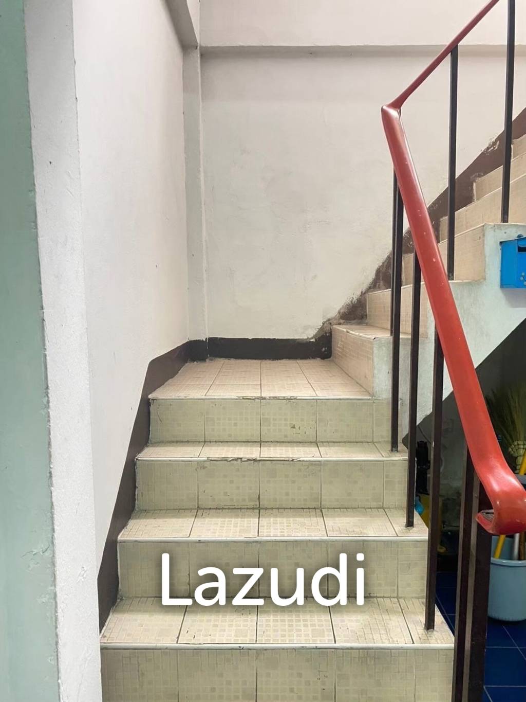Multi-purpose Townhouse in Thung Wat Don Sathon