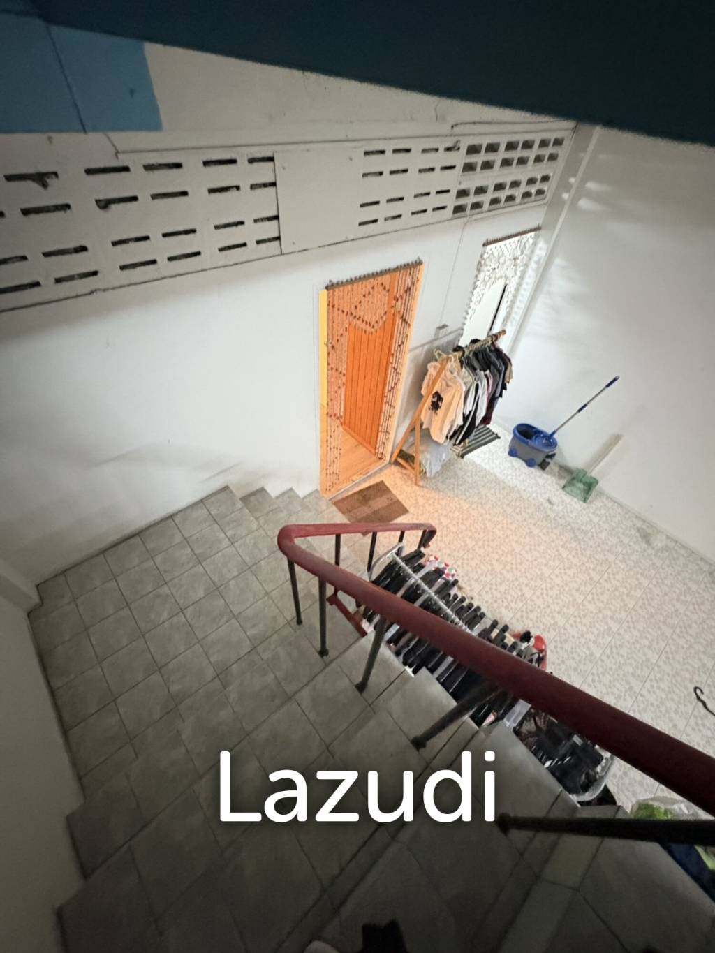 3 Bed 4 Bath 273 SQ.M. Building In Thepprasit