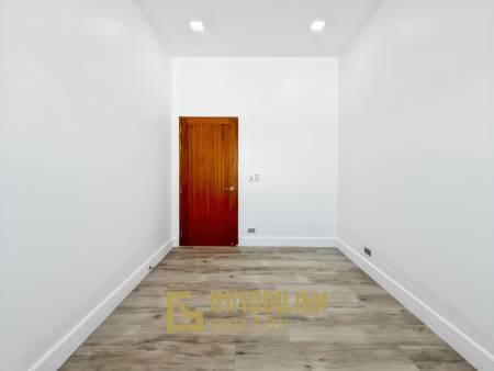 Bergblick / 800 qm Grundstück / 4 Schlafzimmer