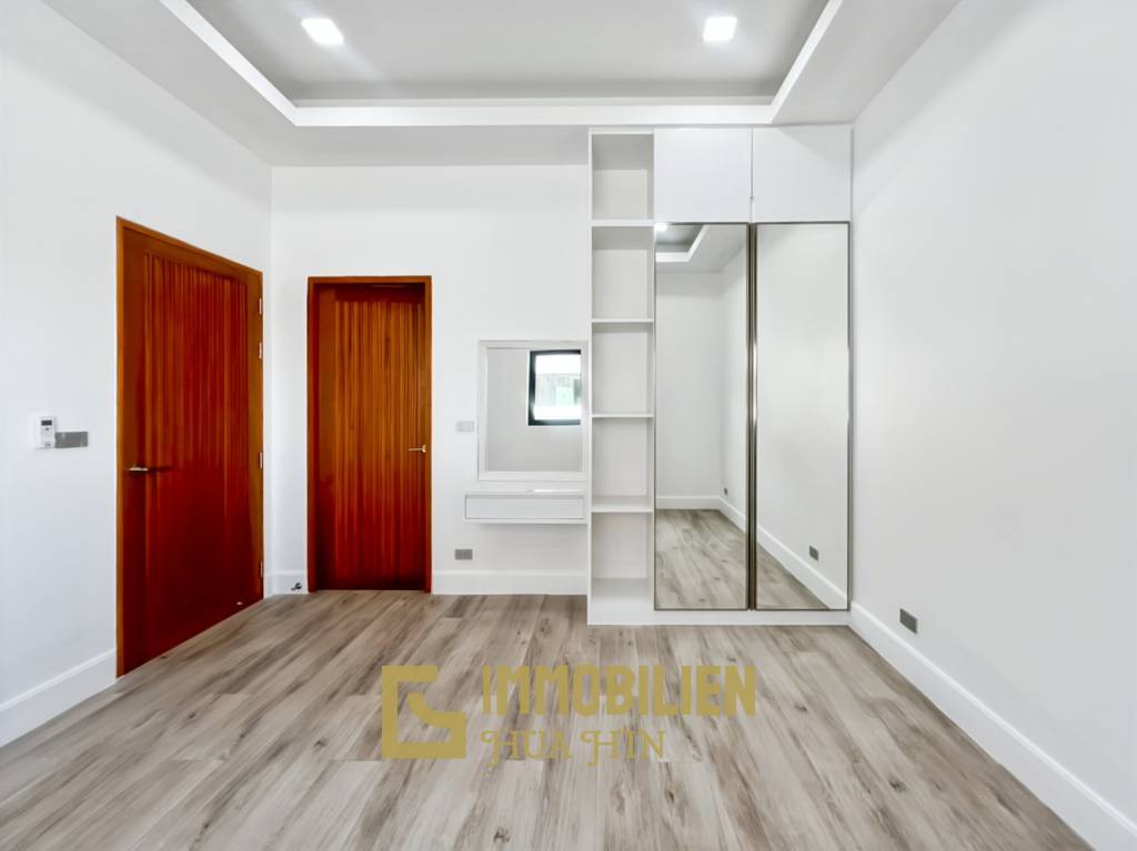 Bergblick / 800 qm Grundstück / 4 Schlafzimmer