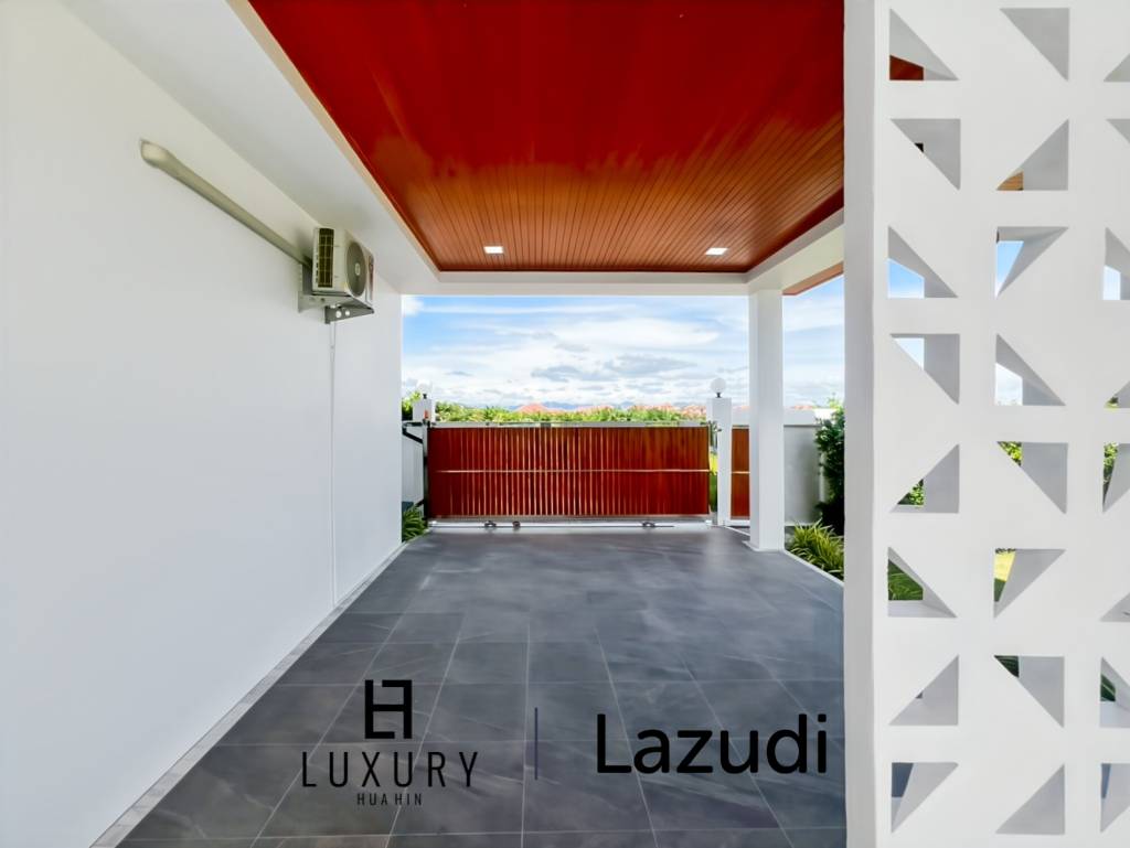 Piscine à débordement de 12 mètres / 4 chambres / terrain de 800 m²