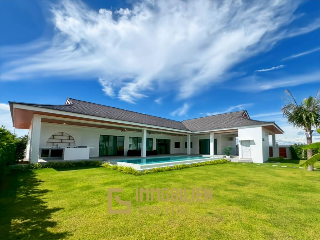 12 Meter Infinitypool / 4 Schlafzimmer / 800 qm Grundstück