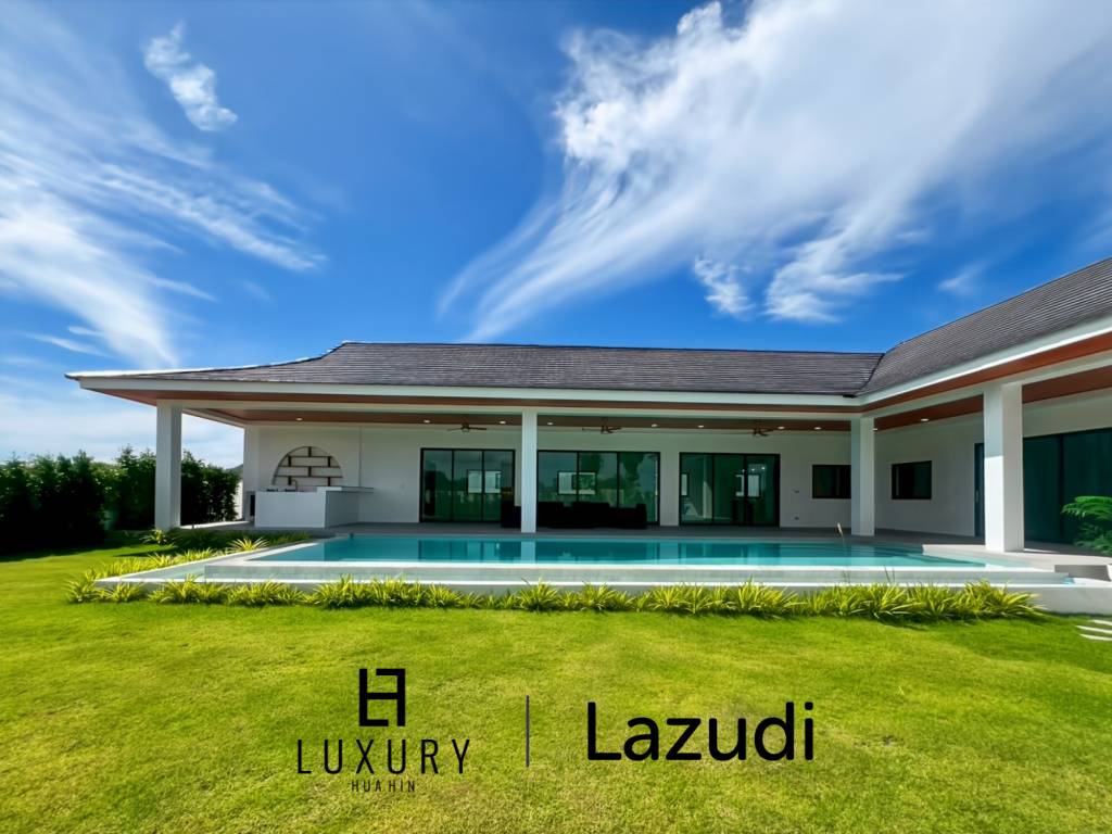 Piscine à débordement de 12 mètres / 4 chambres / terrain de 800 m²