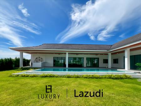 Piscine à débordement de 12 mètres / 4 chambres / terrain de 800 m²