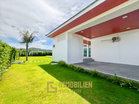 12 Meter Infinitypool / 4 Schlafzimmer / 800 qm Grundstück