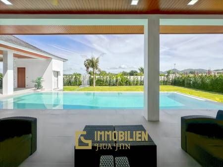 12 Meter Infinitypool / 4 Schlafzimmer / 800 qm Grundstück