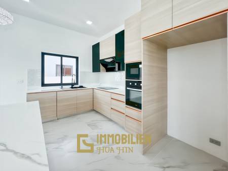 12 Meter Infinitypool / 4 Schlafzimmer / 800 qm Grundstück