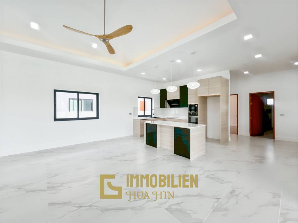 12 Meter Infinitypool / 4 Schlafzimmer / 800 qm Grundstück