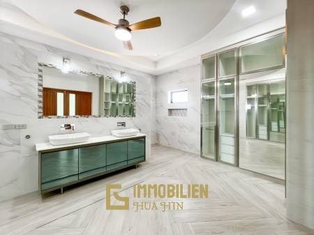 12 Meter Infinitypool / 4 Schlafzimmer / 800 qm Grundstück