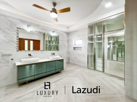 Piscine à débordement de 12 mètres / 4 chambres / terrain de 800 m²