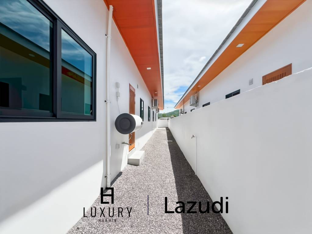 Piscine à débordement de 12 mètres / 4 chambres / terrain de 800 m²