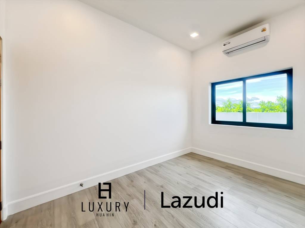 Piscine à débordement de 12 mètres / 4 chambres / terrain de 800 m²