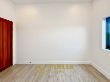 12 Meter Infinitypool / 4 Schlafzimmer / 800 qm Grundstück