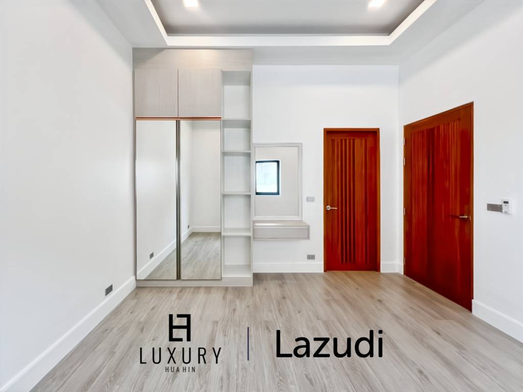 Piscine à débordement de 12 mètres / 4 chambres / terrain de 800 m²