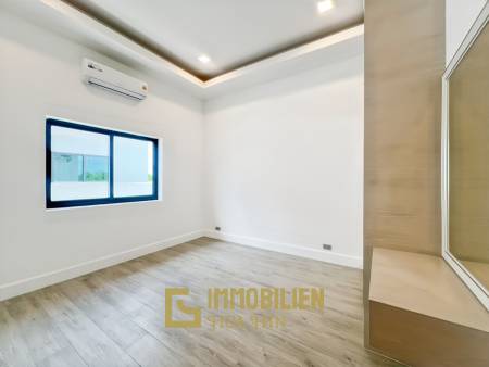 12 Meter Infinitypool / 4 Schlafzimmer / 800 qm Grundstück