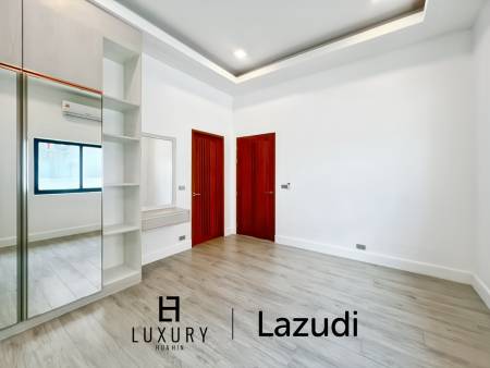 Piscine à débordement de 12 mètres / 4 chambres / terrain de 800 m²