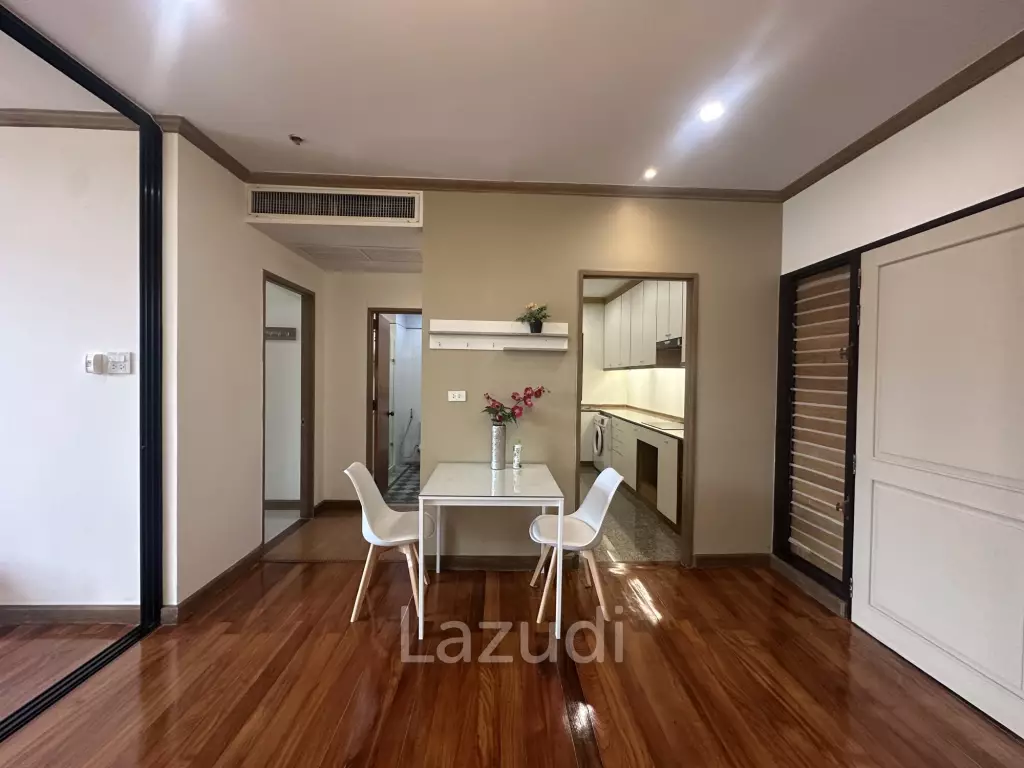 1 Bedroom 1 bathroom Condo 65 sqm. at Baan Chaopraya