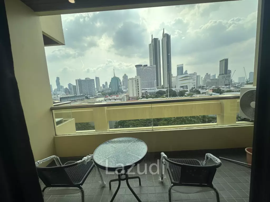 1 Bedroom 1 bathroom Condo 65 sqm. at Baan Chaopraya