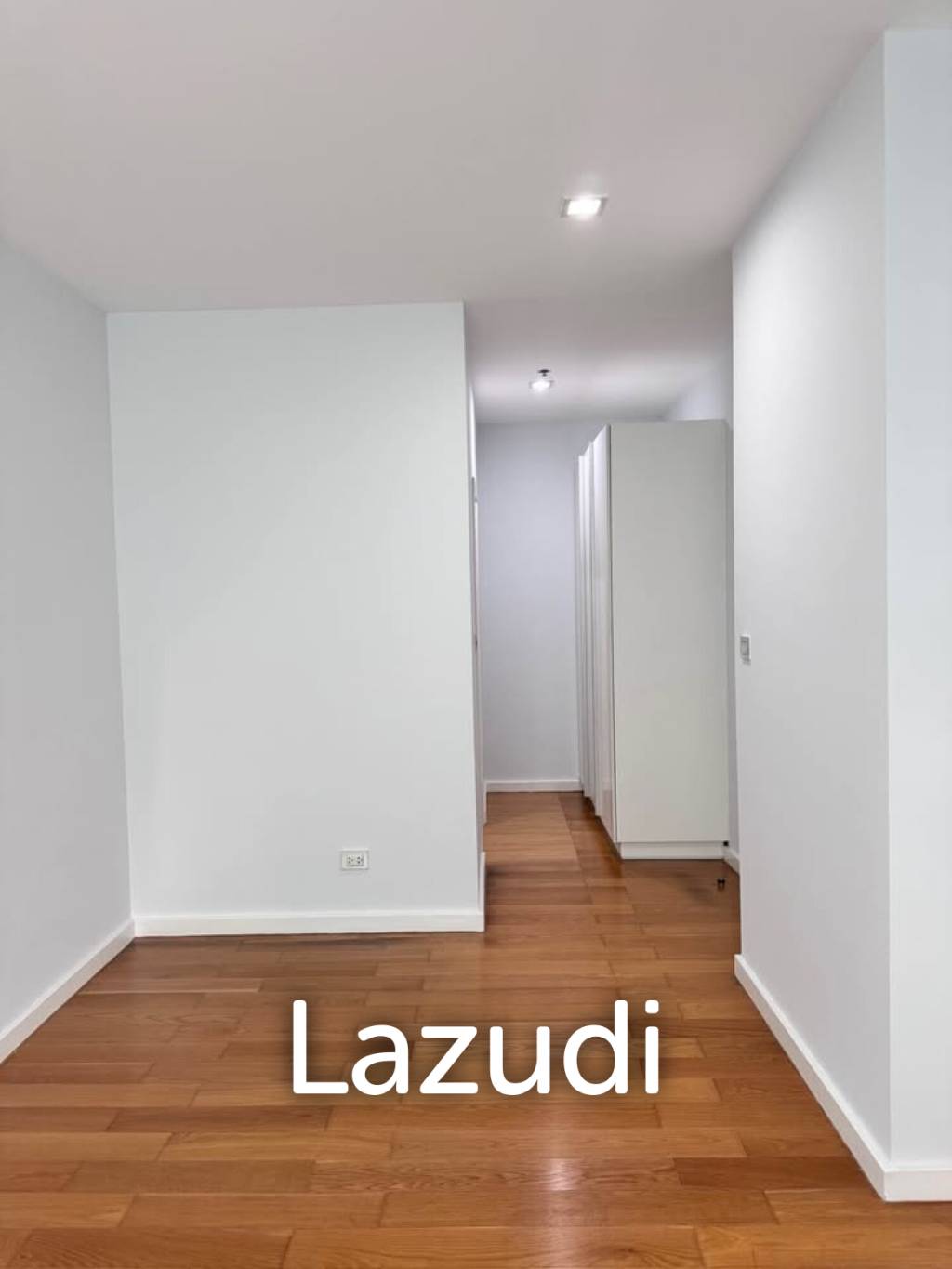 1 Bed 1 Bath 42 SQ.M Condolette Ize Ratchathewi