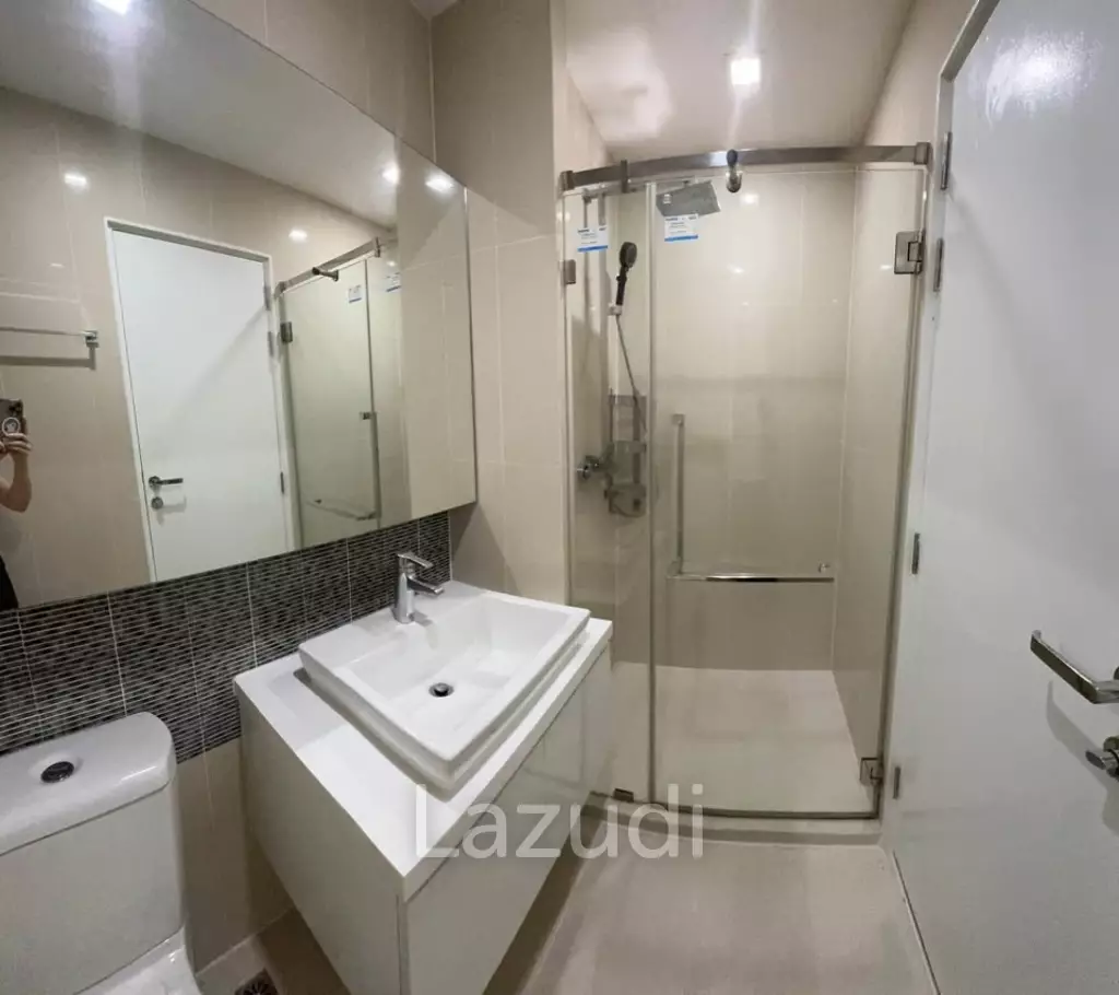 1 Bed 1 Bath 42 SQ.M Condolette Ize Ratchathewi