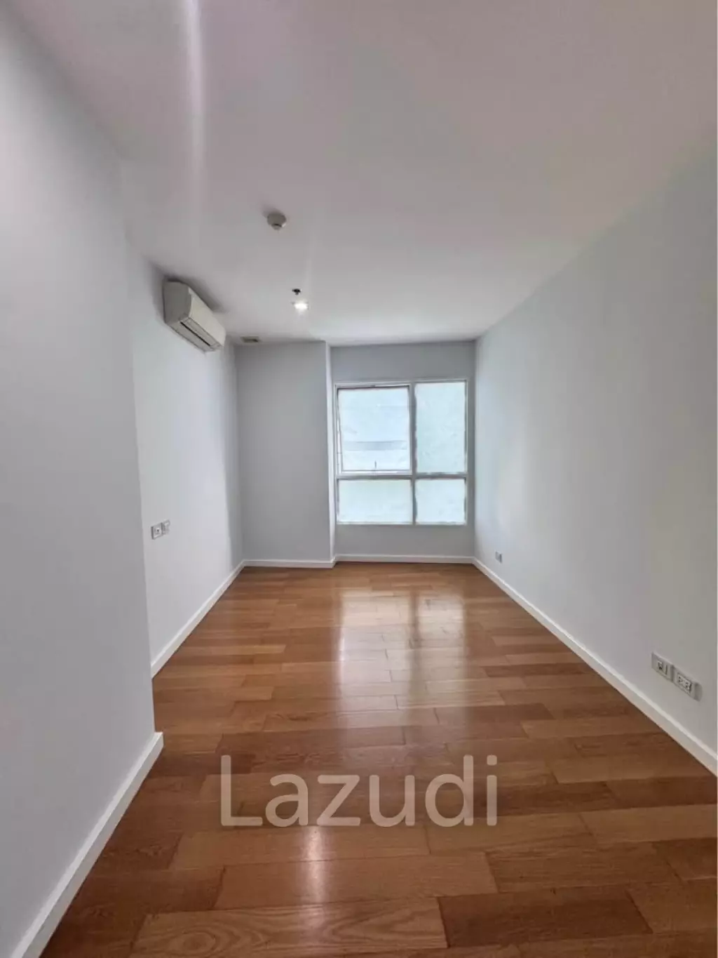 1 Bed 1 Bath 42 SQ.M Condolette Ize Ratchathewi