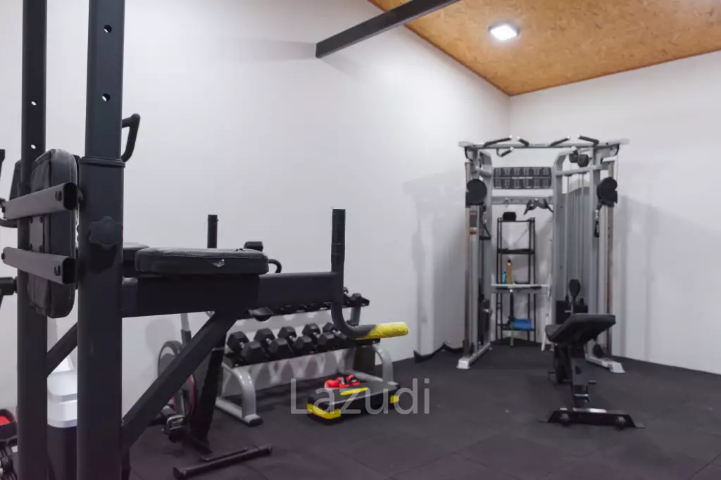 Modern Luxury  3 Bed Pool Villa in 1 Rai land