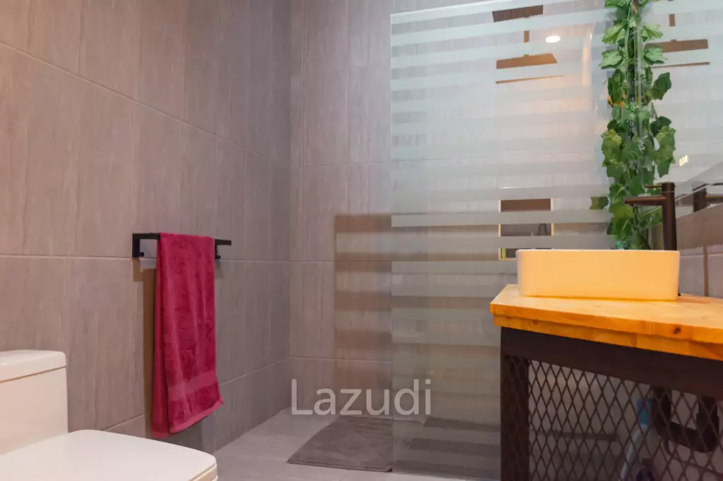 Modern Luxury  3 Bed Pool Villa in 1 Rai land